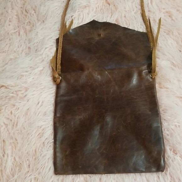 Vintage leather bag found at a estate sale - Picture 9 of 11